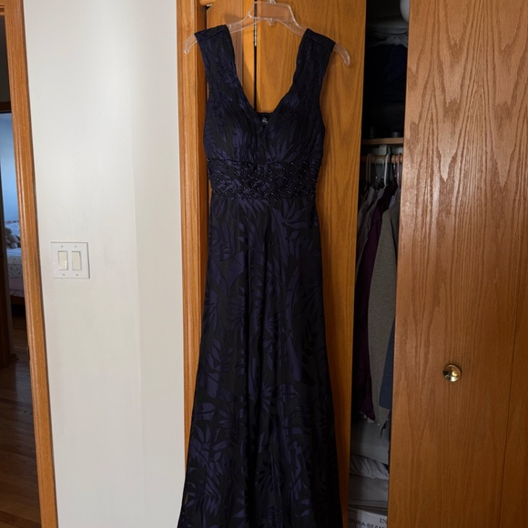 PURPLE DRESS - Picture 4 of 5